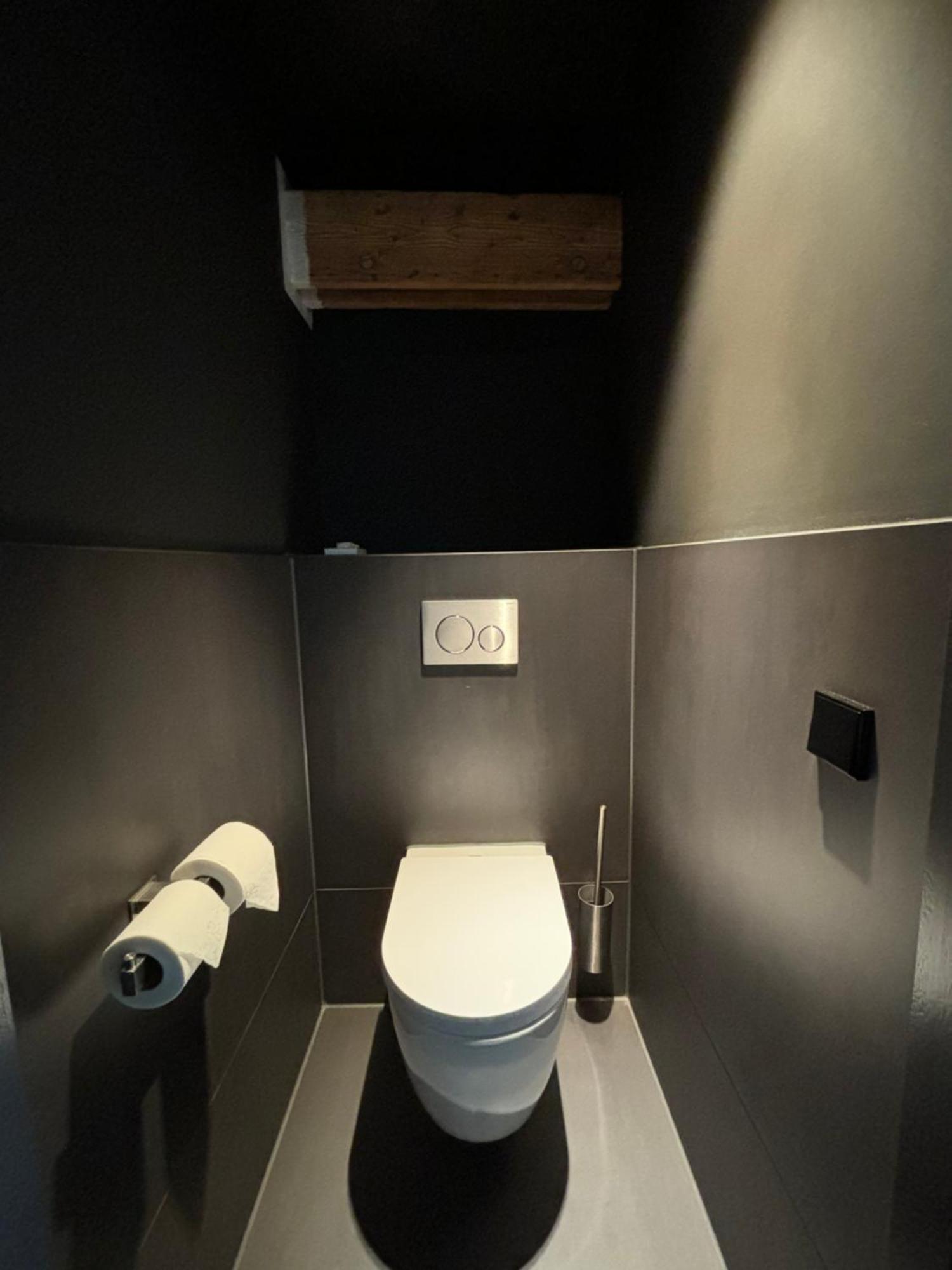 Kazerne Hotel - Member Of Design Hotels آيندهوفن الغرفة الصورة
